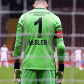 hustler muslera  