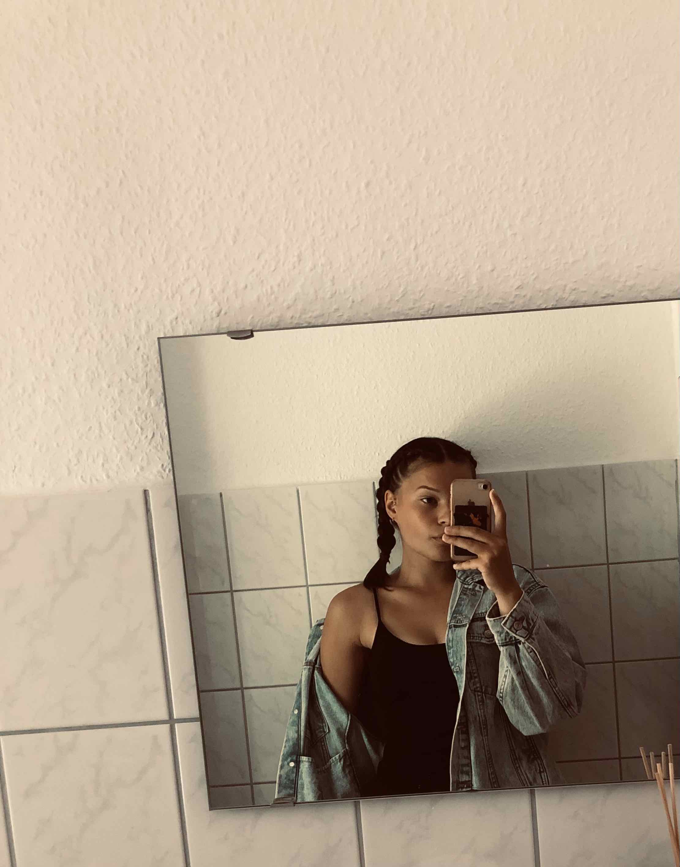 1903538.jpg